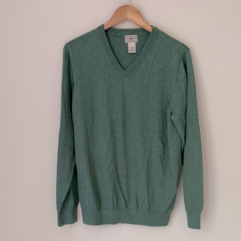L.L. Bean | Cotton Cashmere Pullover V-neck Sweater in Green | Size L
